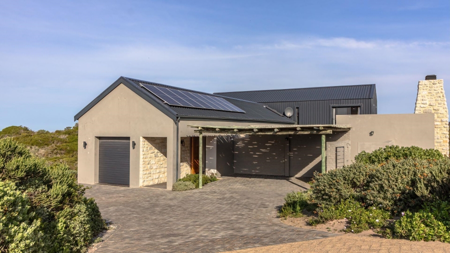 4 Bedroom Property for Sale in Romansbaai Estate Western Cape